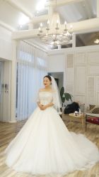 -LaMousse婚纱买手店
