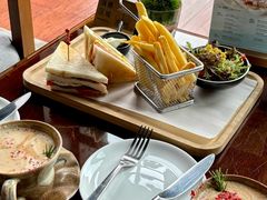 -时光吧·大堂吧·丽江和府洲际度假酒店