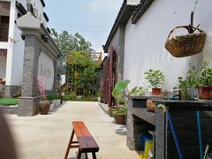 -龙湖东院农庄(乡间小路店)