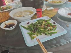 -土砂锅生态山庄·非遗砂锅雅鱼