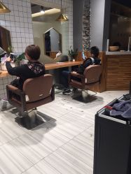 -PE SALON