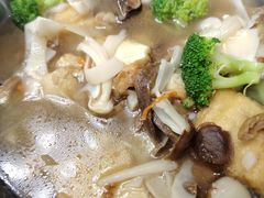 -天天向上素食餐厅(五台山店)