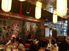 大堂-小龙坎老火锅(北京三里屯店)