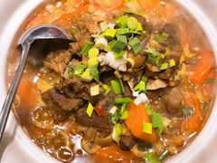 胡萝卜烧羊肉-东棠花园餐厅(湖工大店)