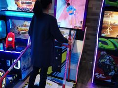 -世代星球·保龄球·镭战真人CS·团建(杨浦店)