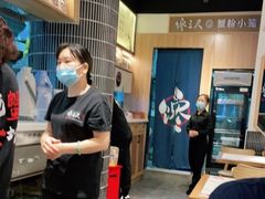 -馋三尺蟹粉小笼(人民广场店)