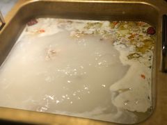 -尚尚仙·酸汤猪手·猪肚鸡火锅(华联万柳购物中心店)