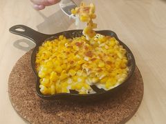 -必胜客(WOW阿罗海店)