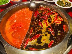 鸳鸯老火锅-山城辣妹子(定福庄店)