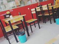 -灿阳斋黄焖鸡米饭(鸣新东路店)