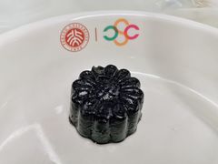 石墨芝麻糕-北大家园食堂