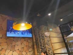 -何师烧烤Pro ·江湖川菜·小龙虾·精酿(太古里旗舰店)