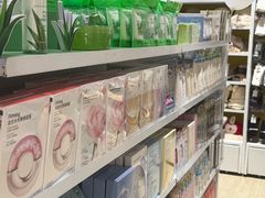 -瑞虹新天地月亮湾