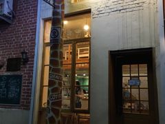 门面-长颈鹿咖啡(大学路店)