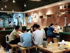 大堂-木屋烧烤(岗顶二店)