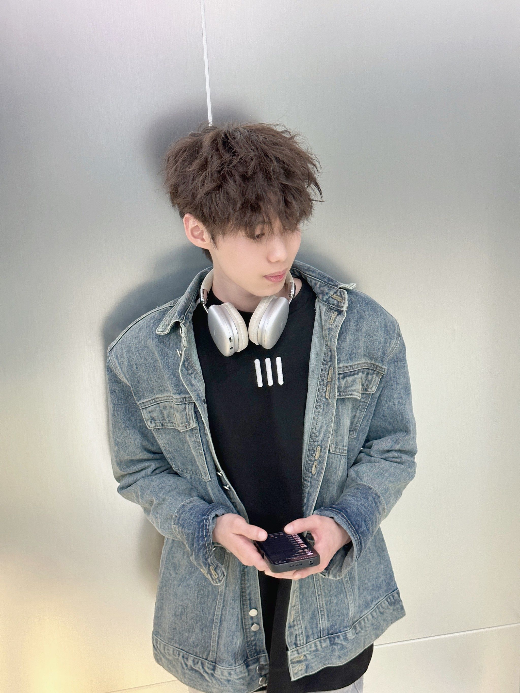卷毛就是帅,不接受反驳#男生烫发 #莱斯利卷 #卷毛 #男生烫发推荐