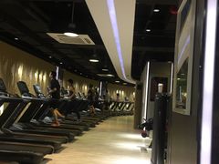-一兆韦德健身(张杨路店)