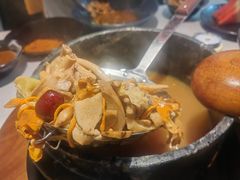 -芸山季·云南山珍菌火锅(人民广场来福士店)