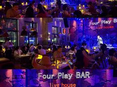 -FOUR PLAY BAR