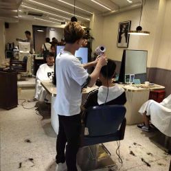 -PE SALON