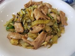 酸菜炒猪大膓-和乐喜宴海鲜酒家(骏荣广场店)