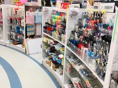 -新华书店(虹悦城店)
