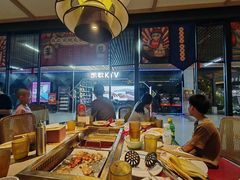 -芝小官毛肚火锅海鲜自助(无锡新吴区宝龙店)