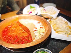 -山城鼎重庆老火锅(西安钟楼店)