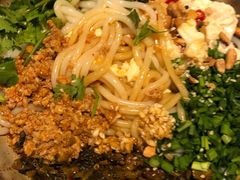豆花米线-滇道云南特色料理(康定路店)