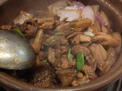 -胡须佬鸡煲四季火锅店(石厦西村直营店)