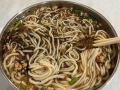 小碗瘦肉-正宗杨记普洱酸醋米线(总店)