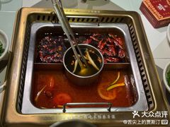 -雾都渣渣火锅(南城智汇城店)