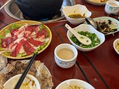 -鲁朗纳麦石锅鸡庄园