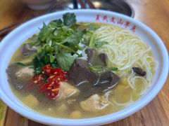 -文山荷鲜居(翠湖店)