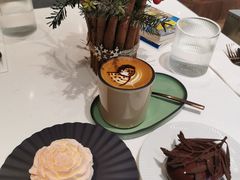 -潮一不贰·法式甜品·生日蛋糕·西式简餐(外滩店)