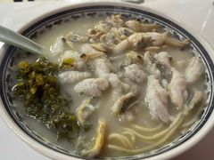 -明呈黄鱼面馆(斜土路店)