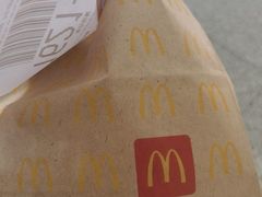 -麦当劳(上海虹桥站30B检票口楼上)