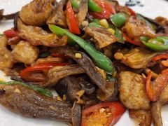 鹿茸菌炒黑豚肉-香港富临皇宫(扬名广场店)