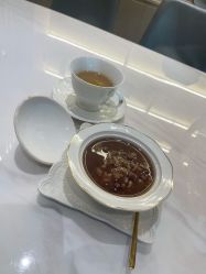 -香港倾城国际·美容美体中心