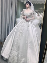 -莫小姐婚纱