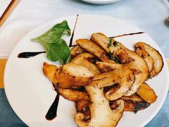 黄油香煎鲜松茸-庆余楼·用心与食材·特色菜&灶头面(仙蠡墩店)