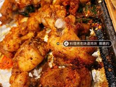 -老东镇啤酒屋海鲜加工·蒸汽海鲜·海鲜烧烤(台东店)