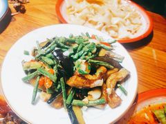 -柴窝堡22号辣子鸡·传承新疆菜