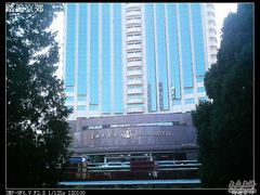 门外-老船坞餐厅(北京亚洲大酒店 )