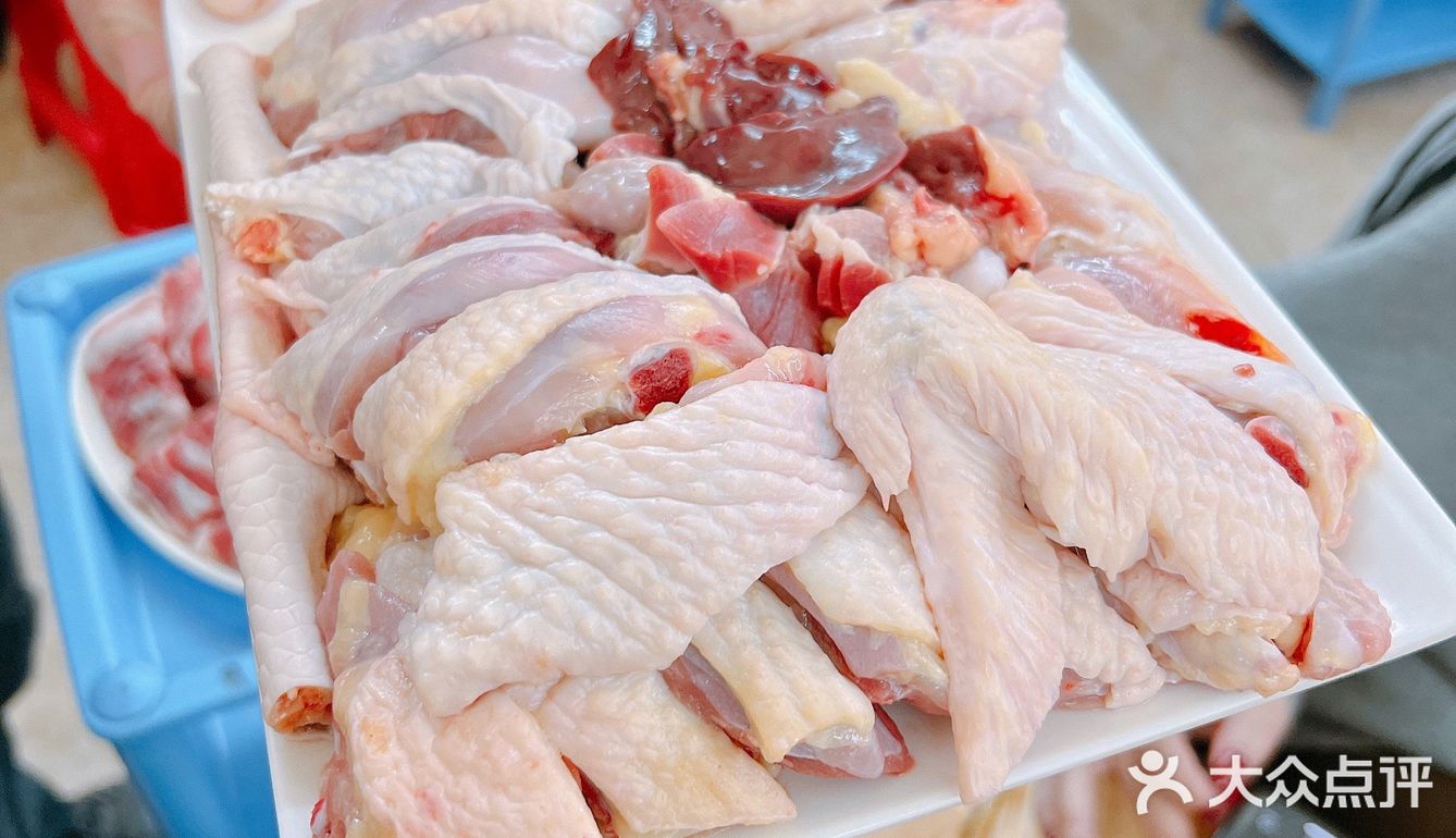 埋单也才490元，着实是近来吃得最便宜又饱的一顿