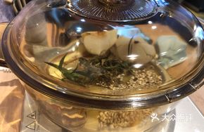 Green Olive and Pear Hot Pot Base