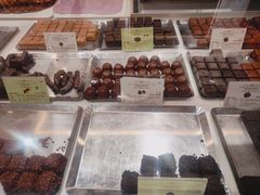 -VENCHI 闻绮(北京国贸商城店)