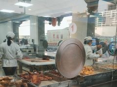 -陆稿荐观前街店
