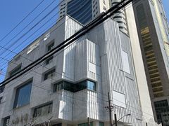 -上海书城(福州路店)