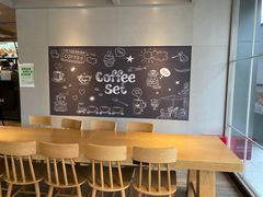 用餐区-肯德基(蓝谷地DT店)